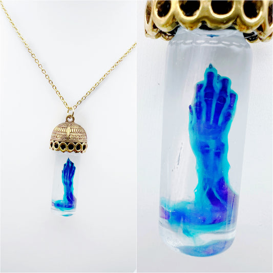 Diaphonized Mouse Arm & Paw with Selenite (gold)